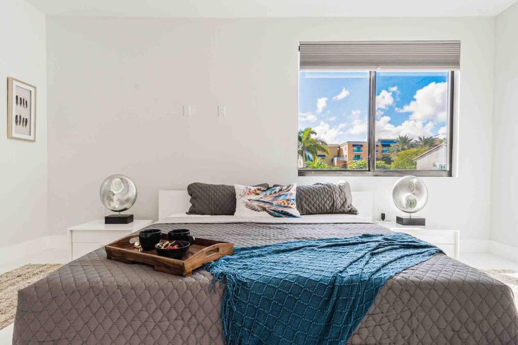 Luxury Paradise Walk To Las Olas -5 Mins To Beach Fort Lauderdale Extérieur photo